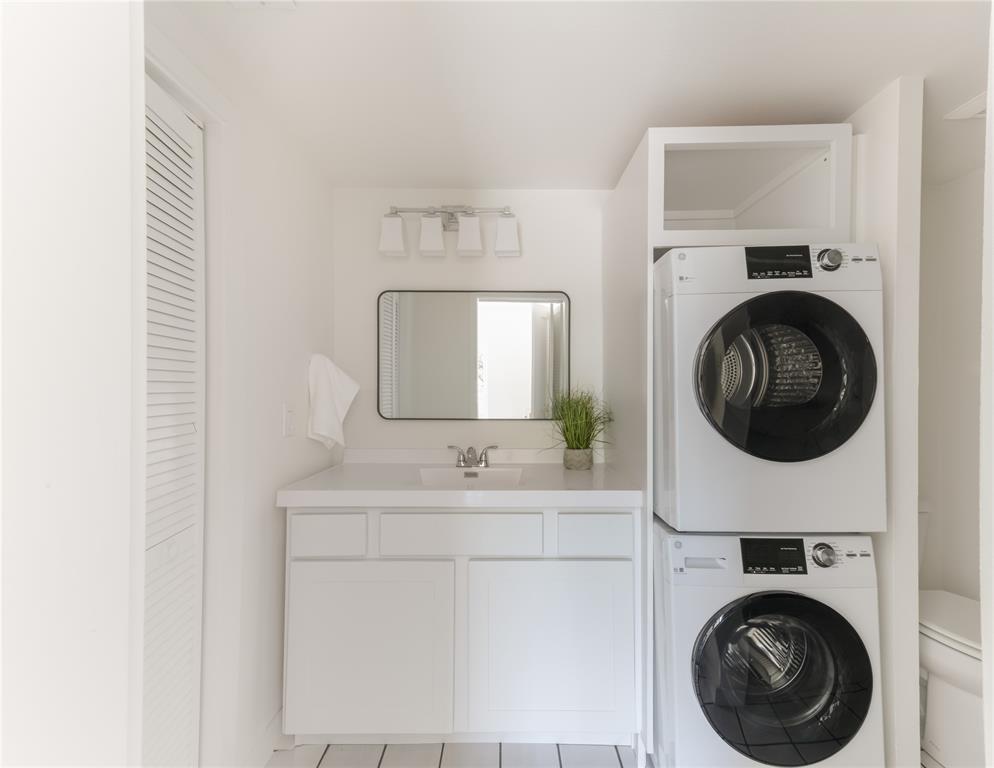 PARK PLACE TOWNHOUSE CONDO - Residential