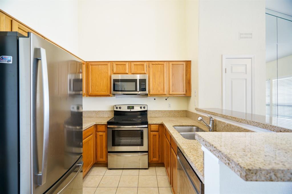 4800 W Lovers Lane 518