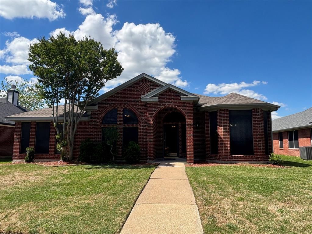 Photo of 1615 Ariel Drive, Mesquite, TX 75181 (MLS # 21234870)