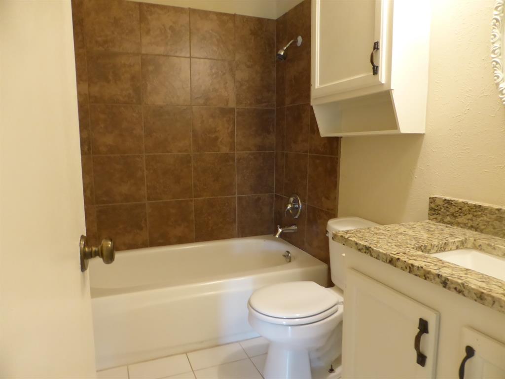 Park Forest #5 - Residential Lease