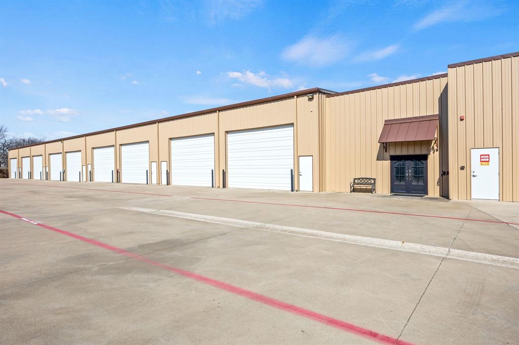853 Main Street A10