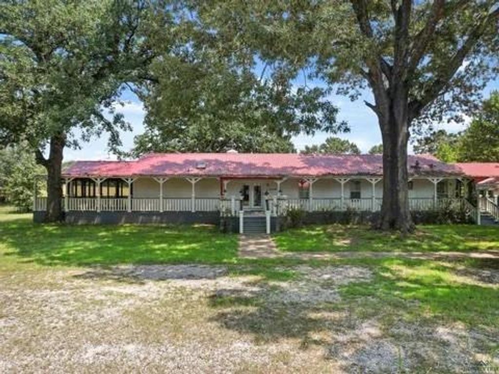 Photo of 429 Private Road, Big Sandy, TX 75575 (MLS # 21138747)
