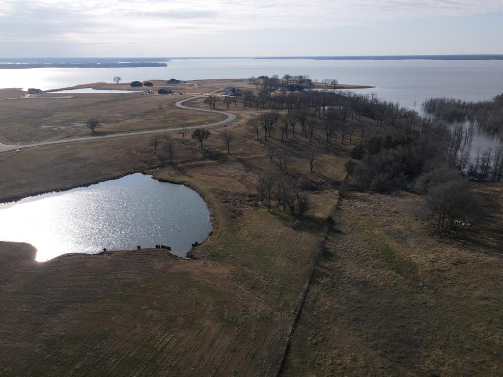 The Peninsula - Land