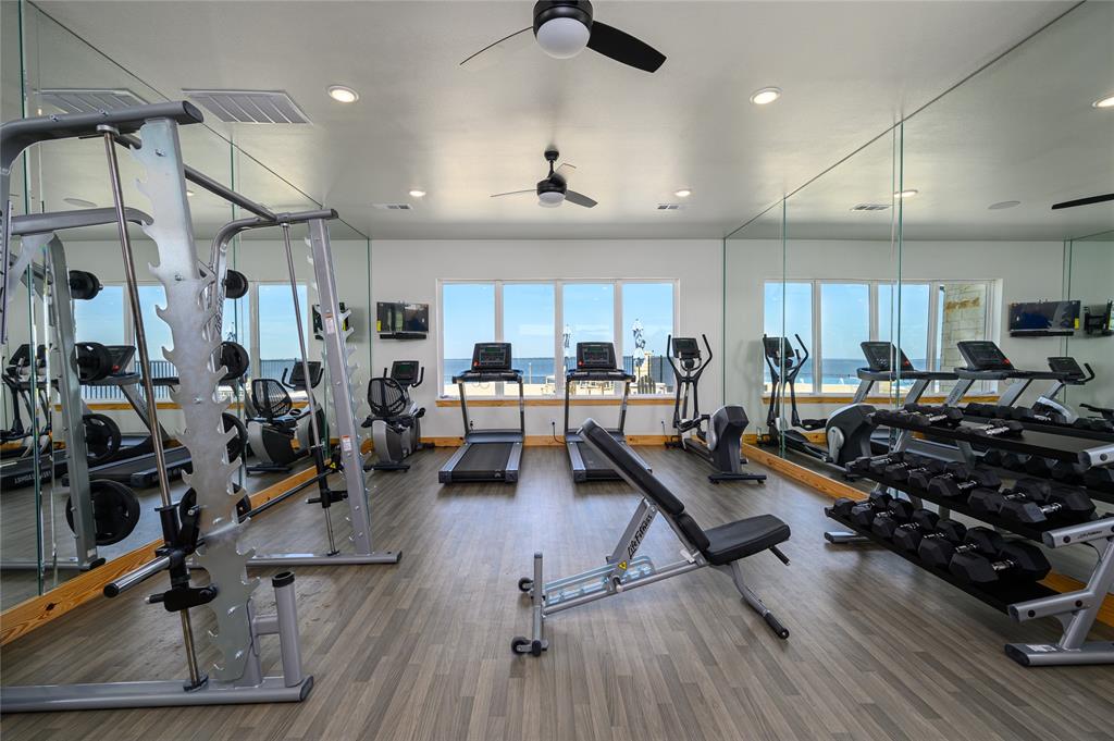 The Peninsula - Land