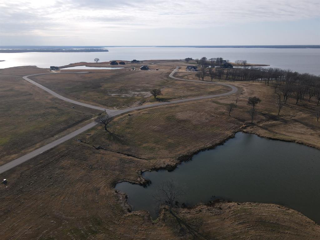 The Peninsula - Land