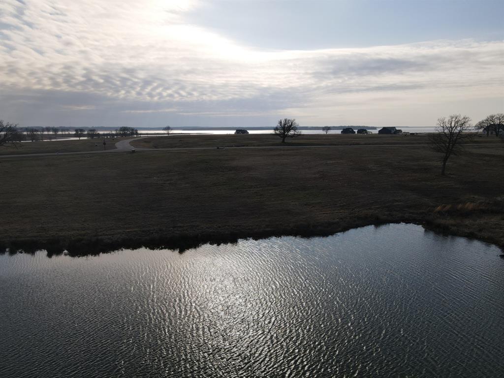 The Peninsula - Land