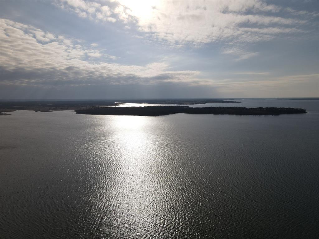 The Peninsula - Land