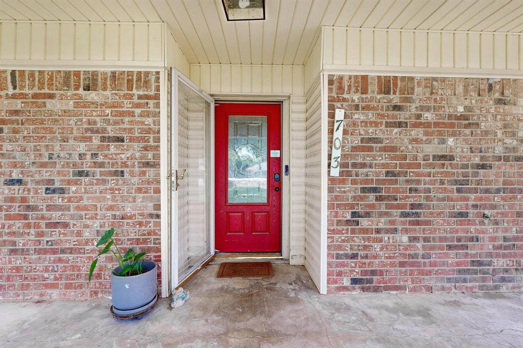 703 S 4th Street