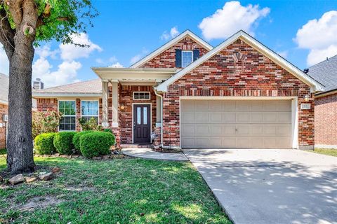 Photo of 512 Turnstone Drive, Little Elm, TX 75068 (MLS # 21223052)