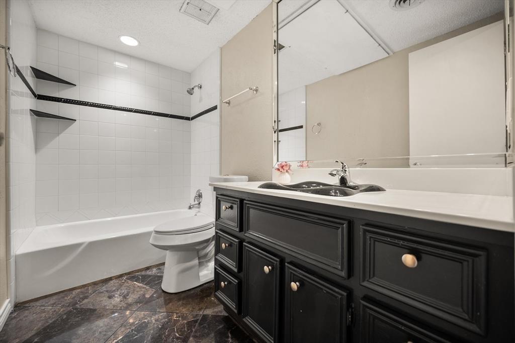 Royale Orleans North Condo - Residential