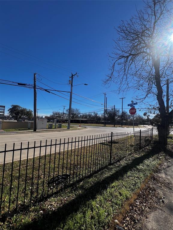 Brasher Add - Commercial Sale