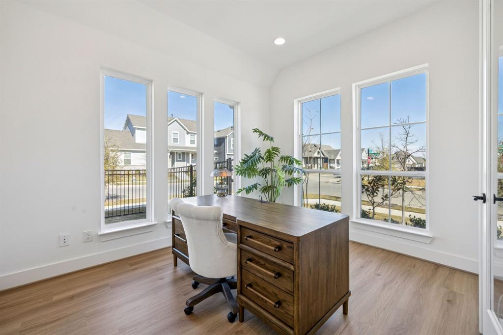 2100 Pleasant Run Lane