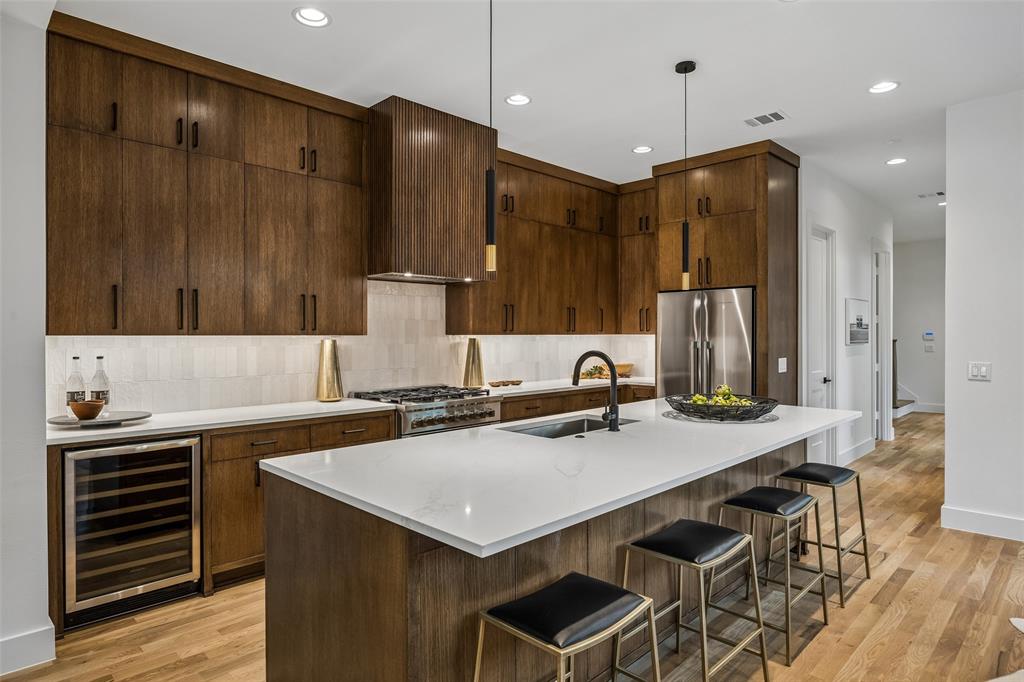 Corwin & Youngbloods - Residential