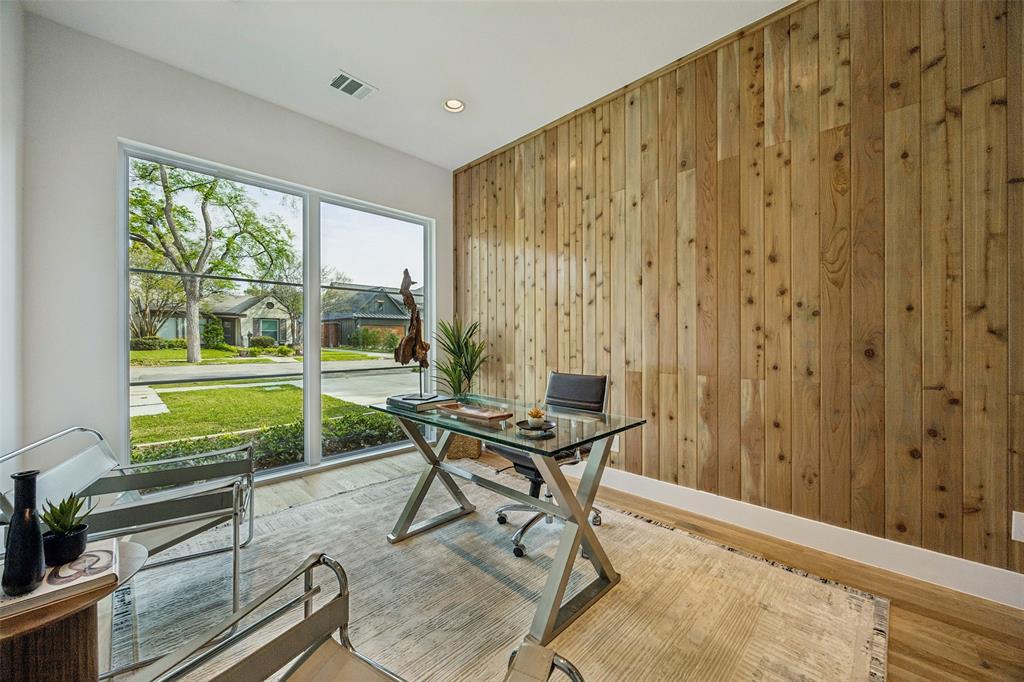 5526 Ellsworth Avenue