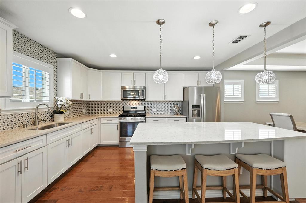 2306 Feathering Drive