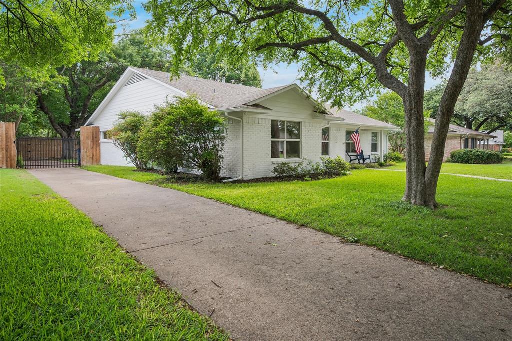 3312 Camelot Drive
