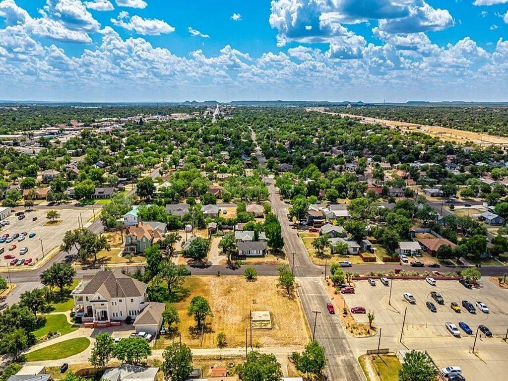 0 N Railroad Avenue