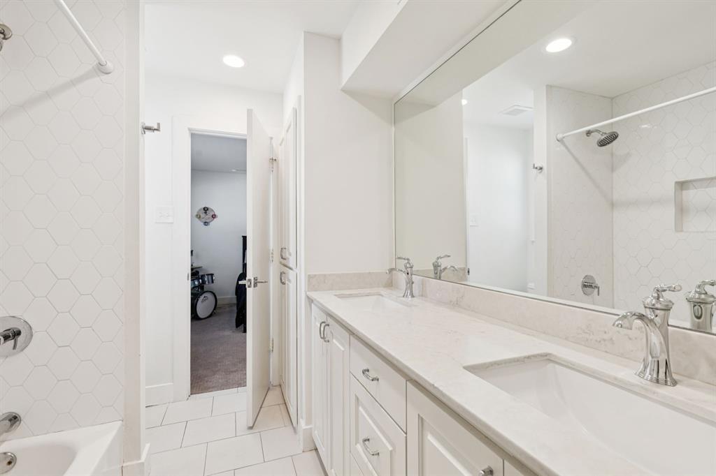 Hillcrest Manor 2nd Sec - Residential