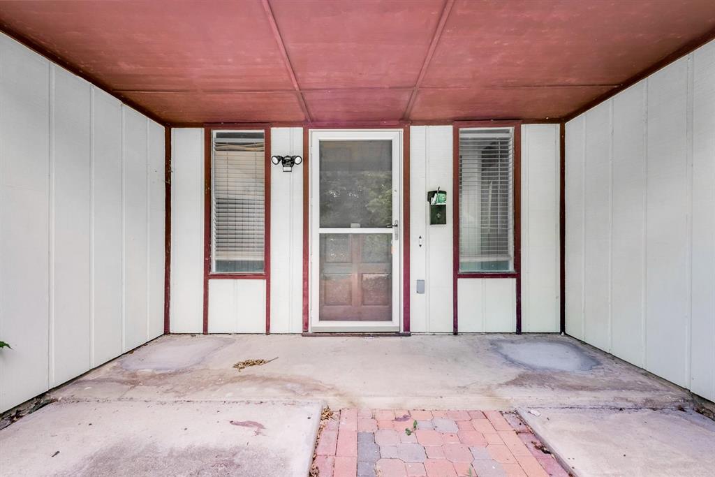 3217 Ridgeview Lane