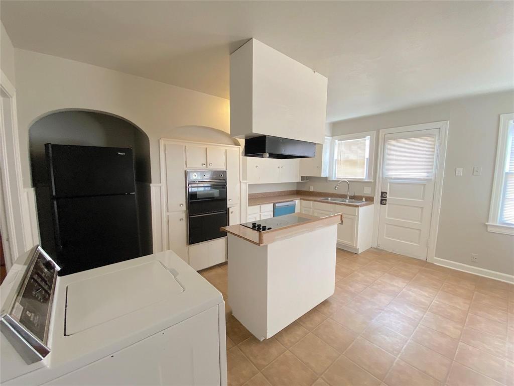 Dallas Land & Loan 03 - Residential Lease