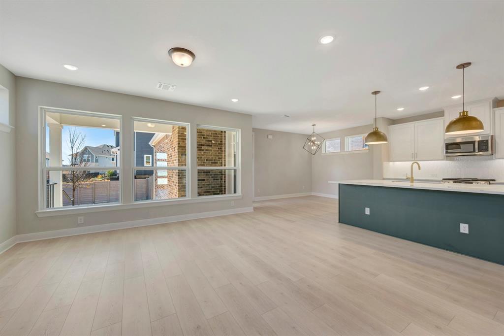 Painted Tree-Woodland West - Residential