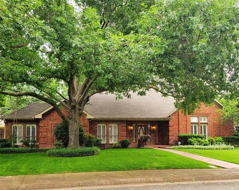 7032 Halprin Street Dallas TX 75252