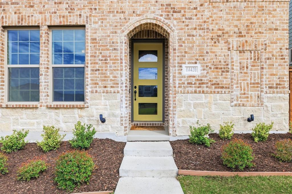 14420 Balmoral Place