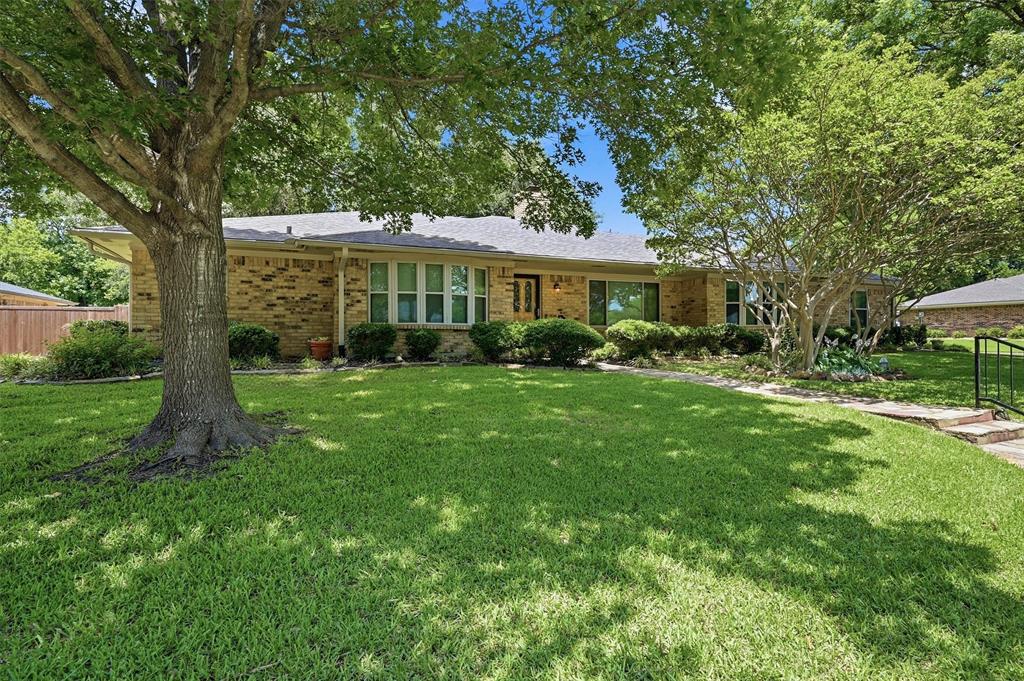 3008 Redbud Trail