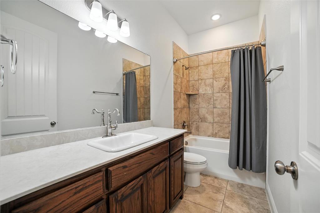 Estates Of Lakeshore Ph I The - Residential