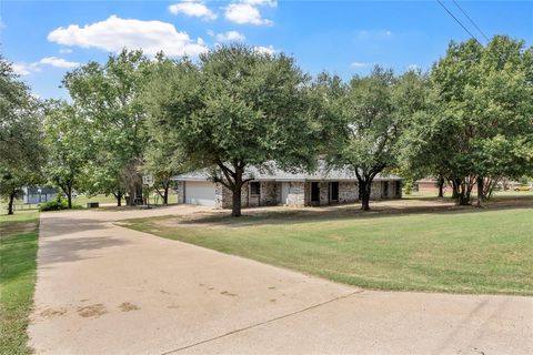 215 Lajuana Drive Waco TX 76705
