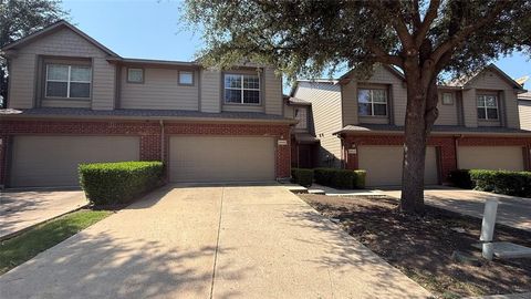 Photo of 9849 Wilkins Way, Plano, TX 75025 (MLS # 21197843)