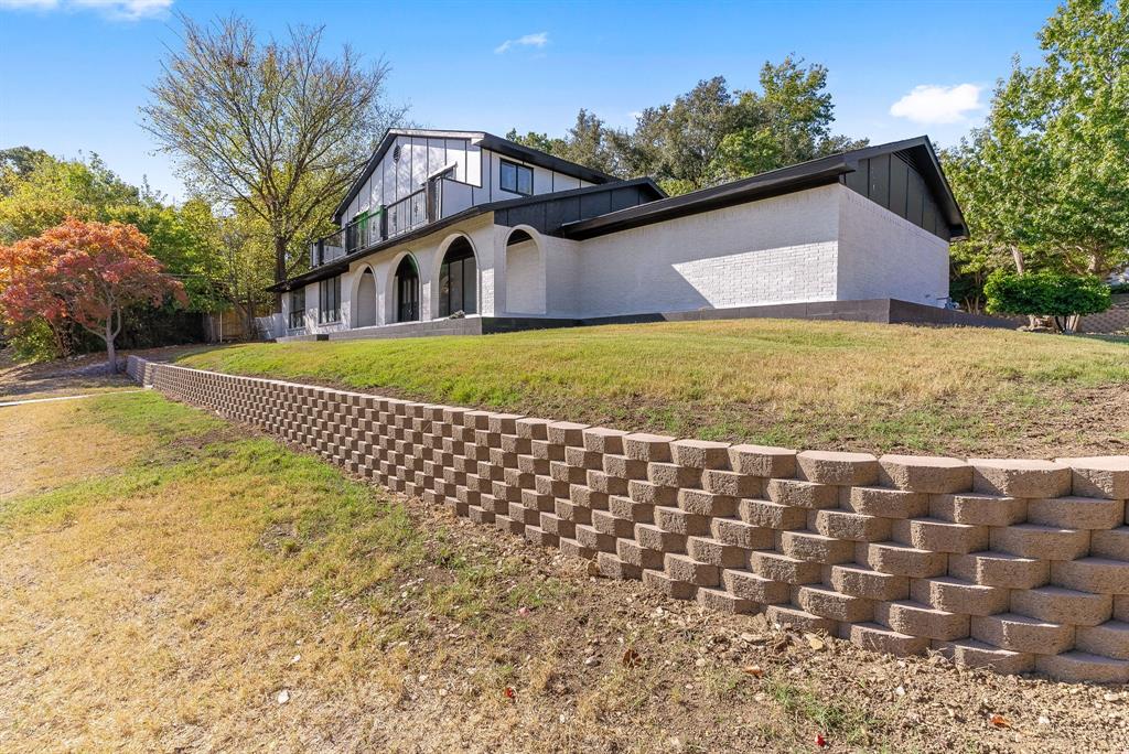 3950 Rowan Drive