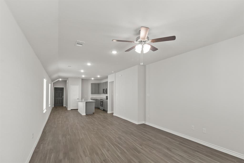 10025 Freighter Trail