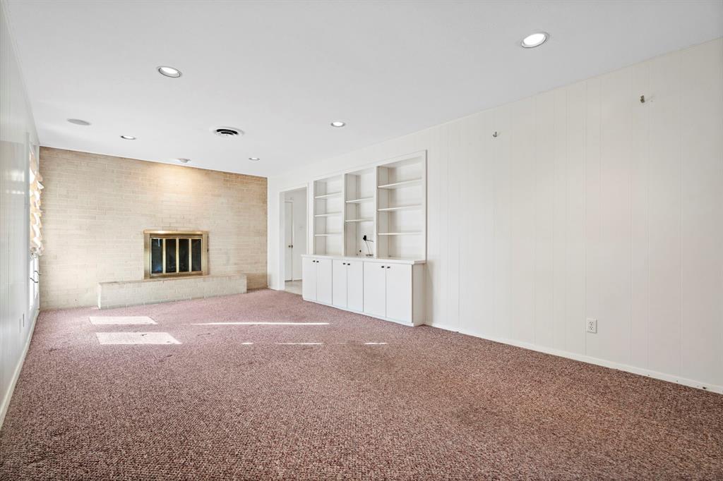 10236 Mapleridge Drive