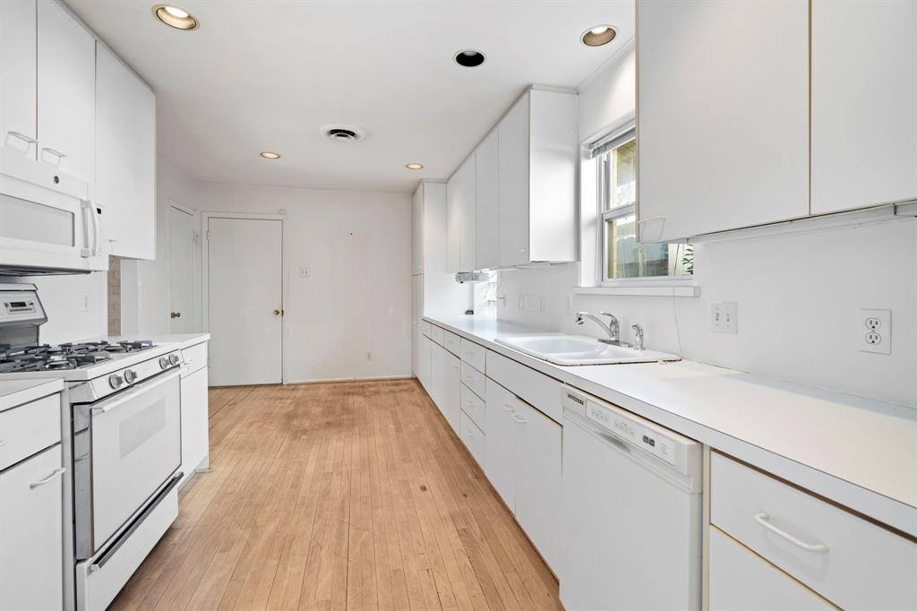 Lake Highlands Estates - Residential