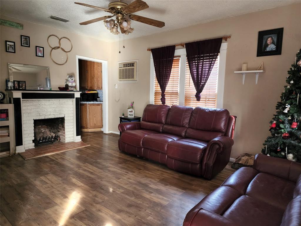 J E Grissom Of Fair Park Ac - Residential