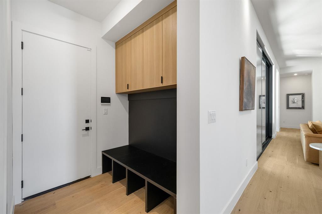 Crestpark Club Estates - Residential