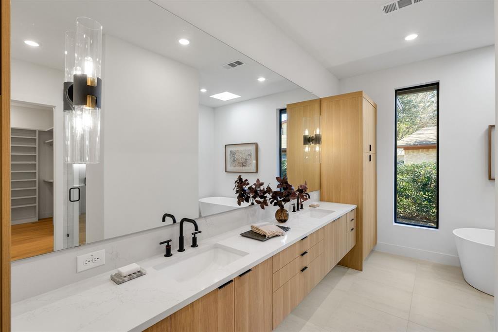 Crestpark Club Estates - Residential