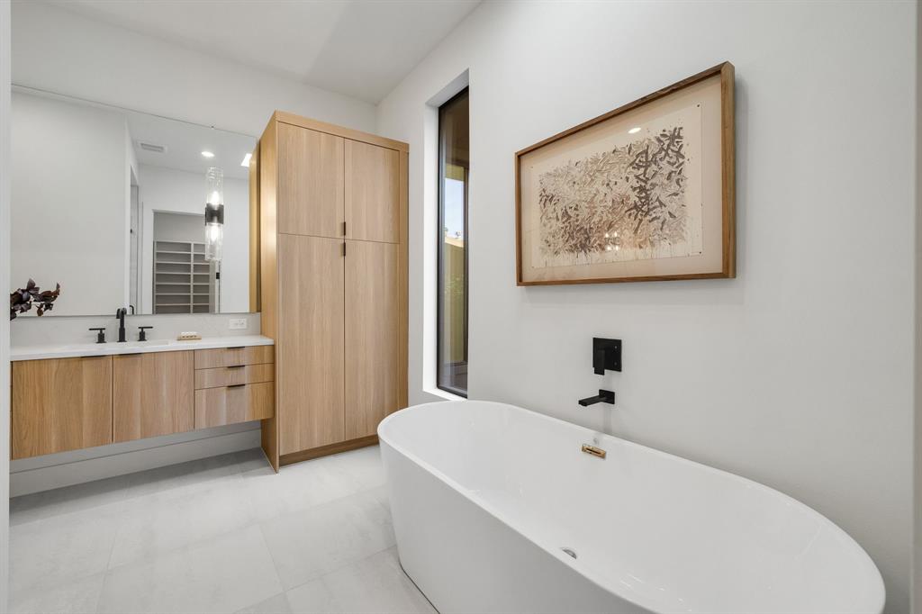 Crestpark Club Estates - Residential