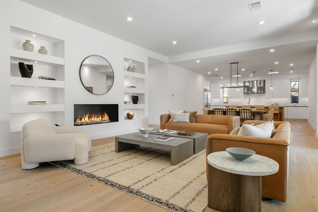 Crestpark Club Estates - Residential