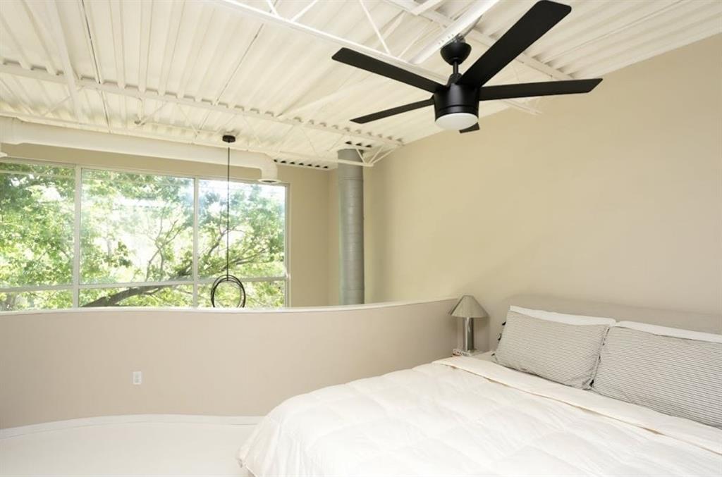 Holland Ave Condo 4239 - Residential Lease