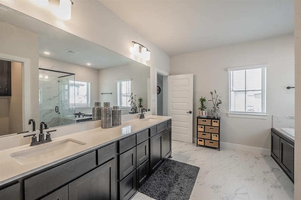 Lakeside Viridian - Residential