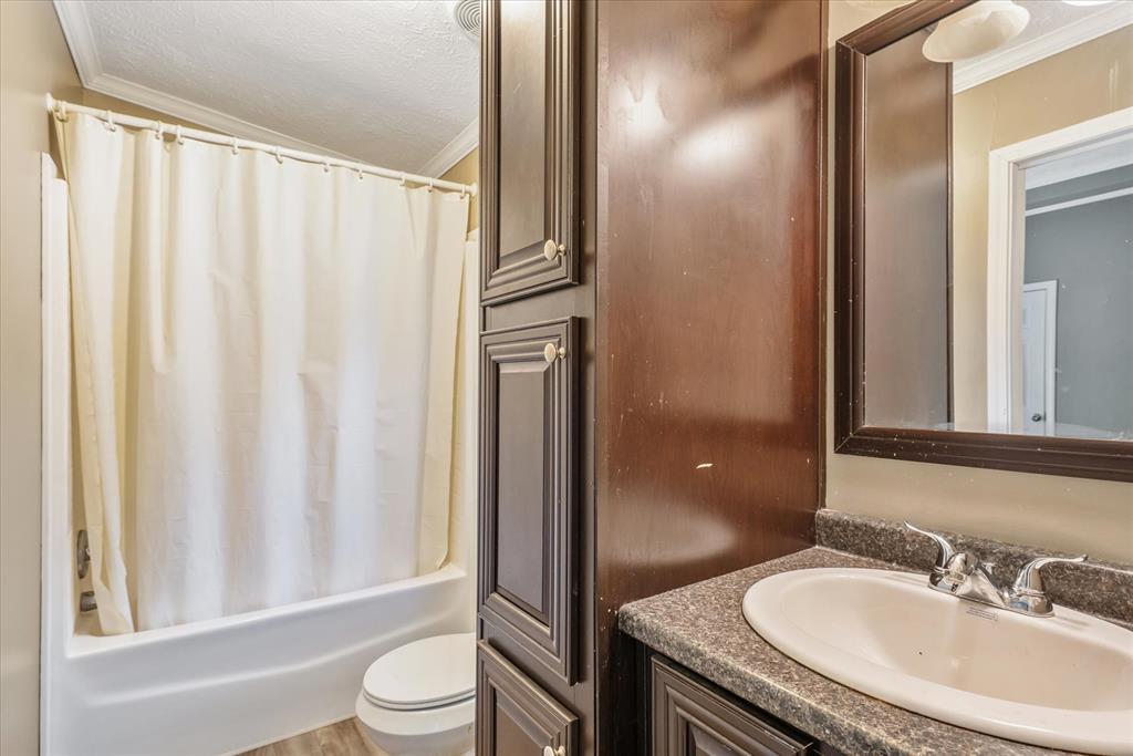 Log Cabin Estates - Residential