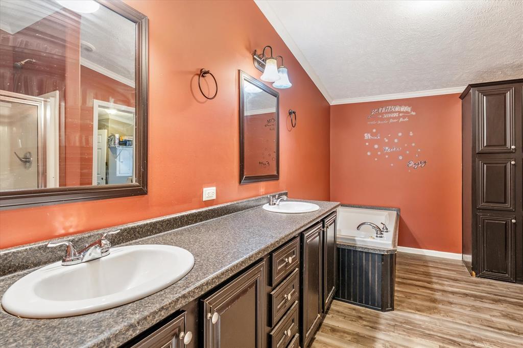 Log Cabin Estates - Residential