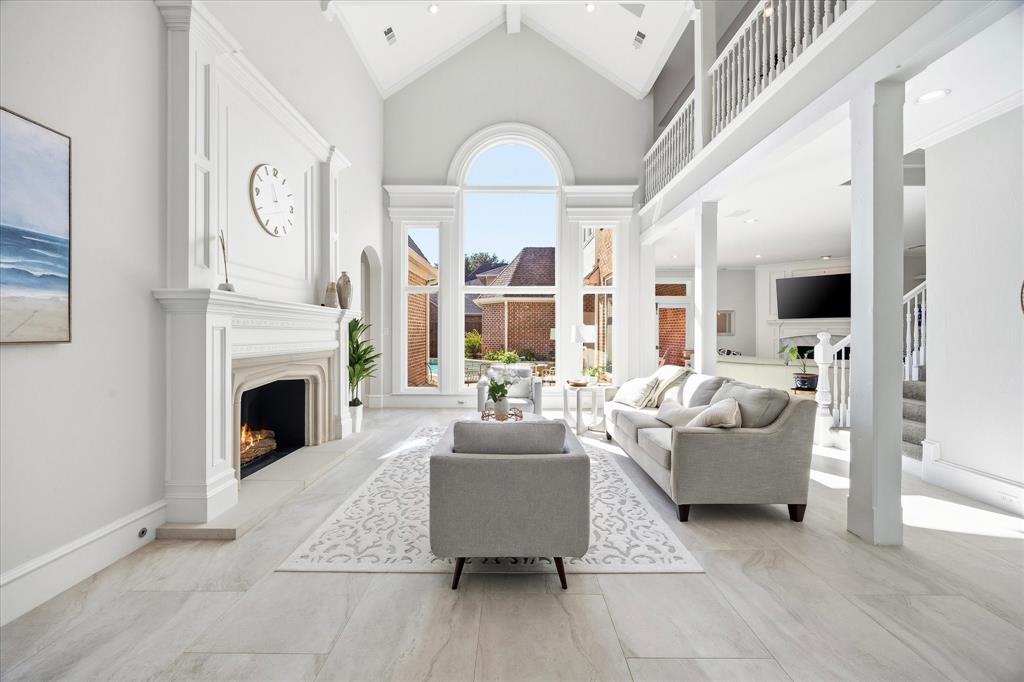 5024 Hummingbird Lane
