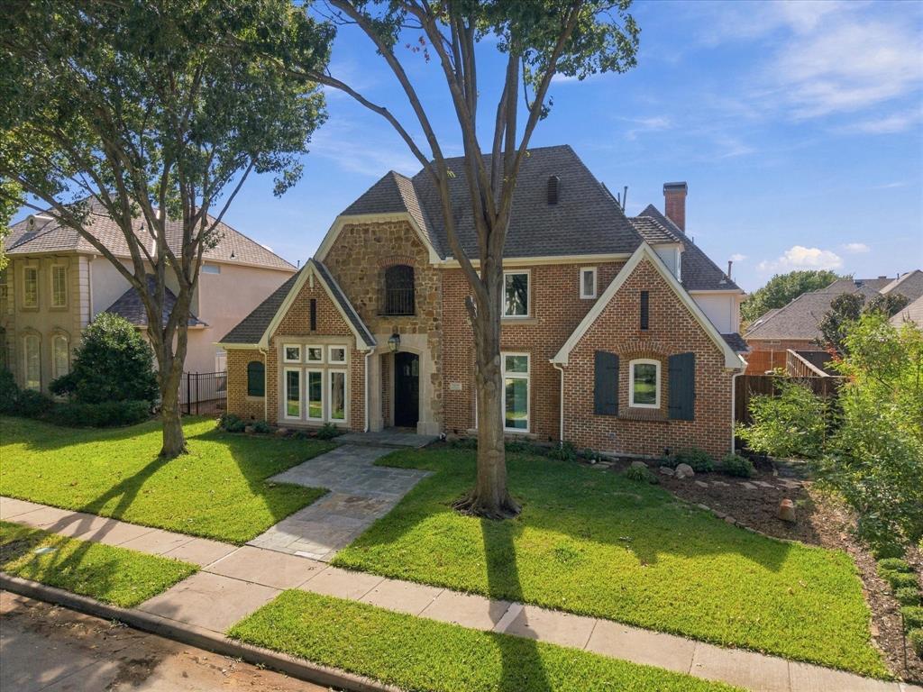 5024 Hummingbird Lane