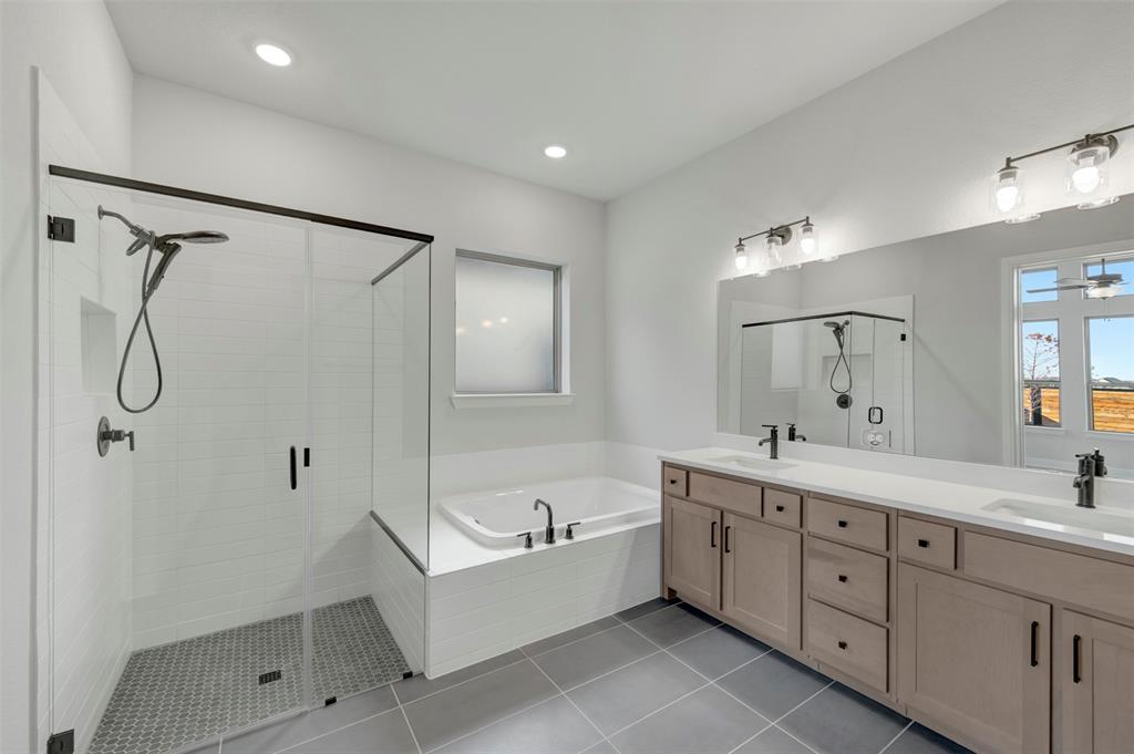 Ridge at Northlake - Residential