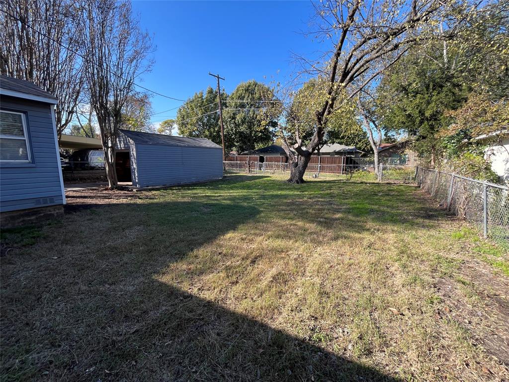 Summit Lawn 02 - Residential Lease