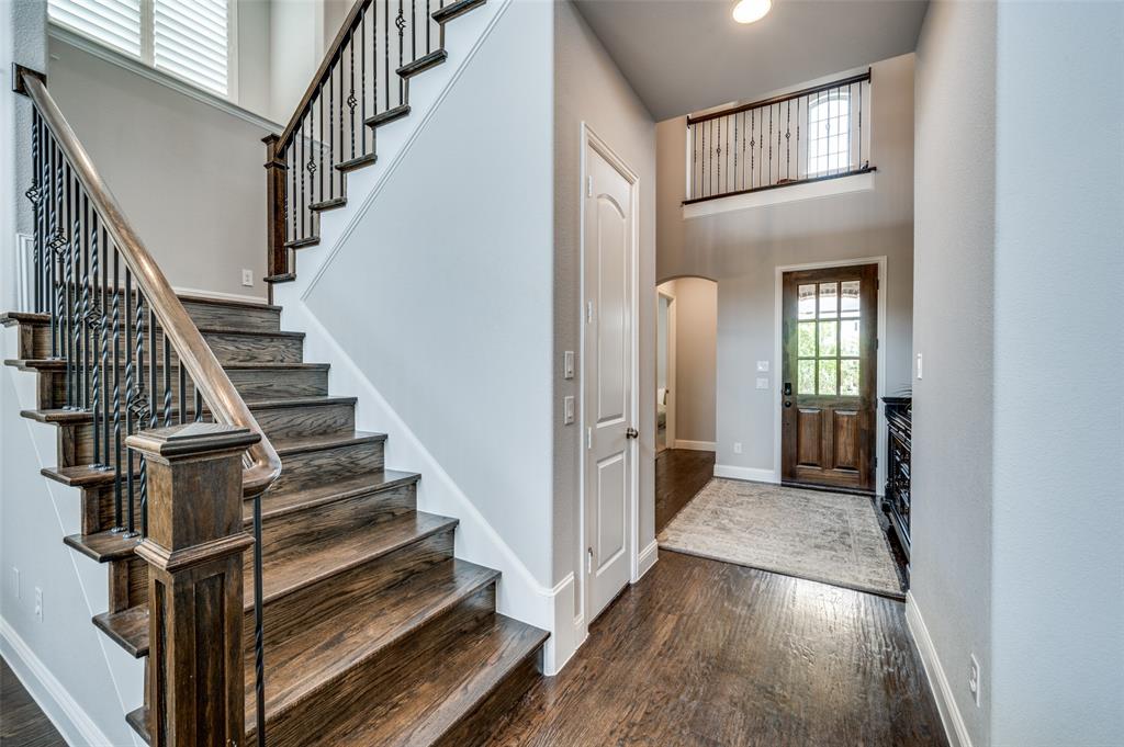 15186 Crape Myrtle Road