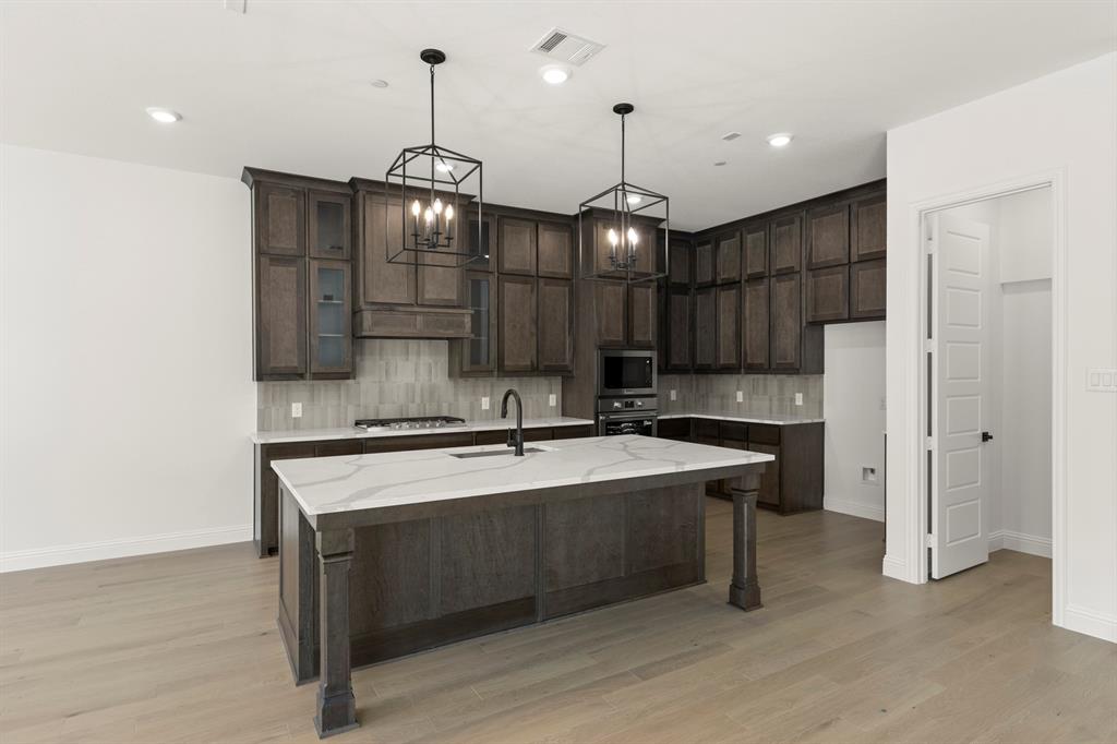 Las Brisas at Stoney Creek - Residential